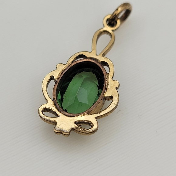 Vintage "Likely" Antique Faceted Green Gemstone Gold Filled Unsigned Pendant - Picture 9 of 12